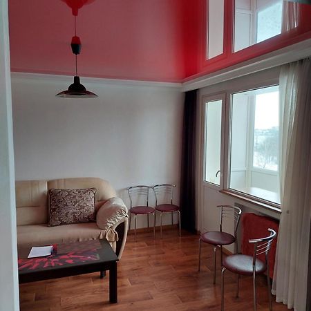 Apartment On Pribuzhskaya 2 Khmelʼnytsʼkyy Exterior foto